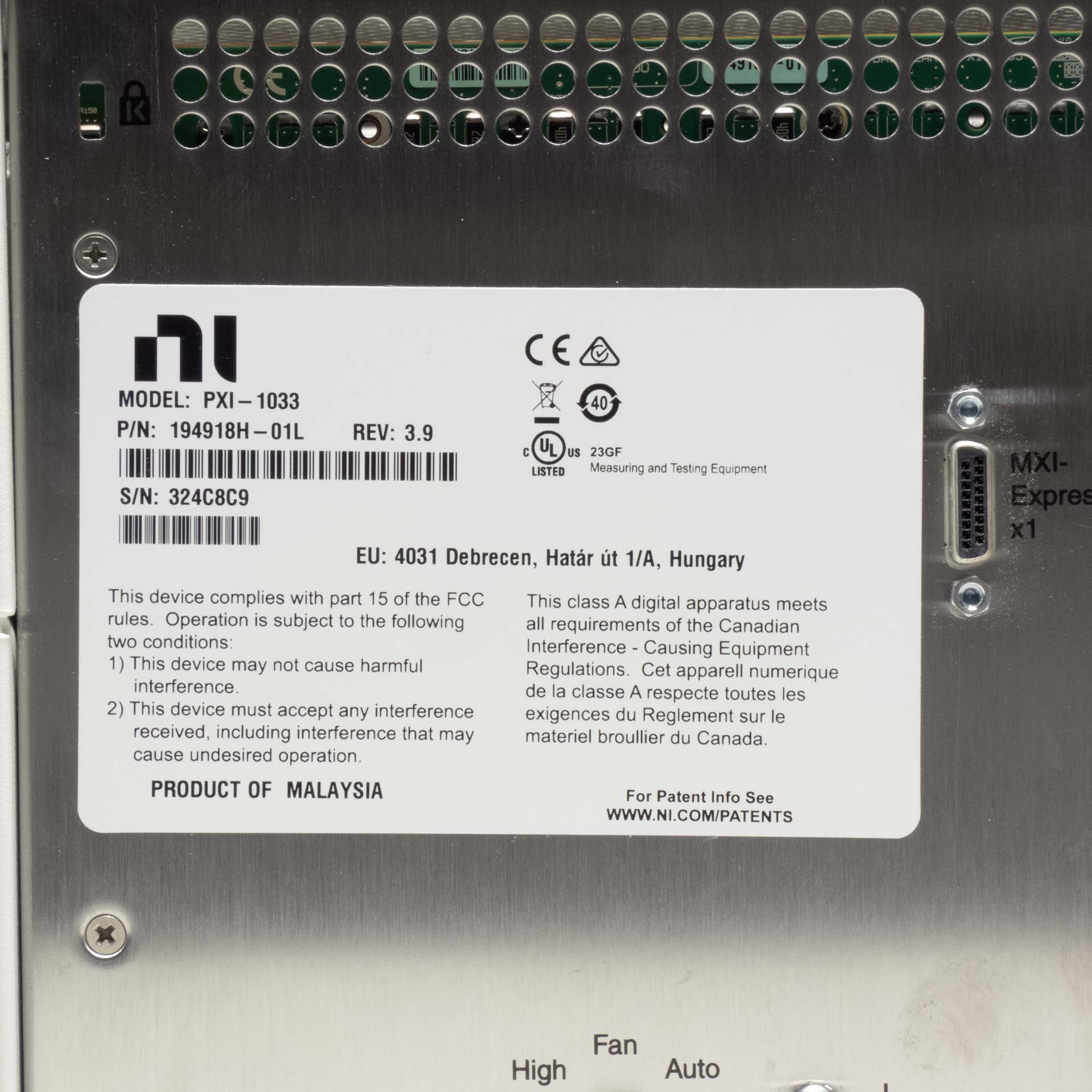 National Instruments NI PXI-1033 Rev 3.9 5-Slot PXI Chassis