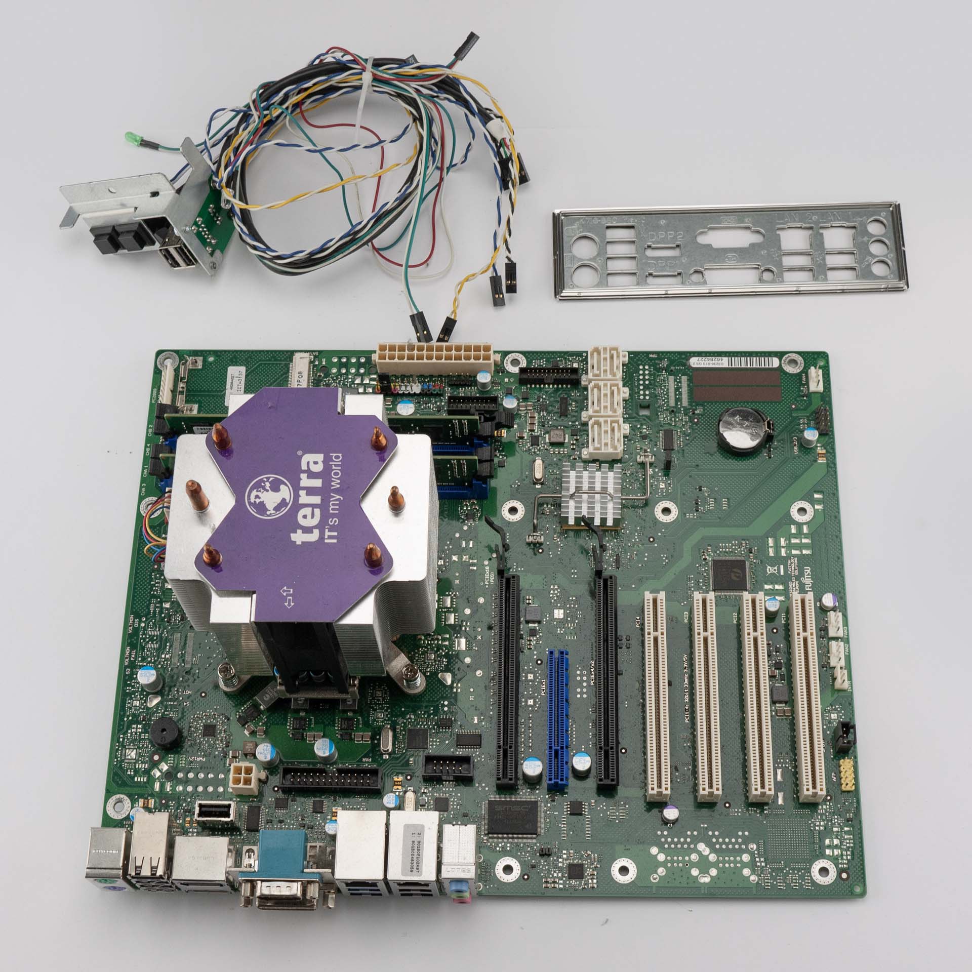 Fujitsu D3236-S13 GS2