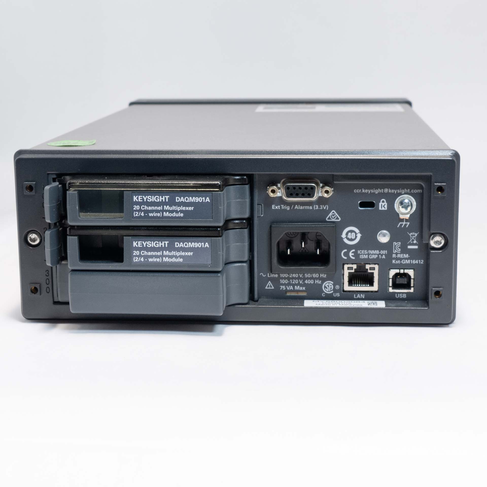 Keysight DAQ970A Data Acquisition System with (2) DAQM901A Modules