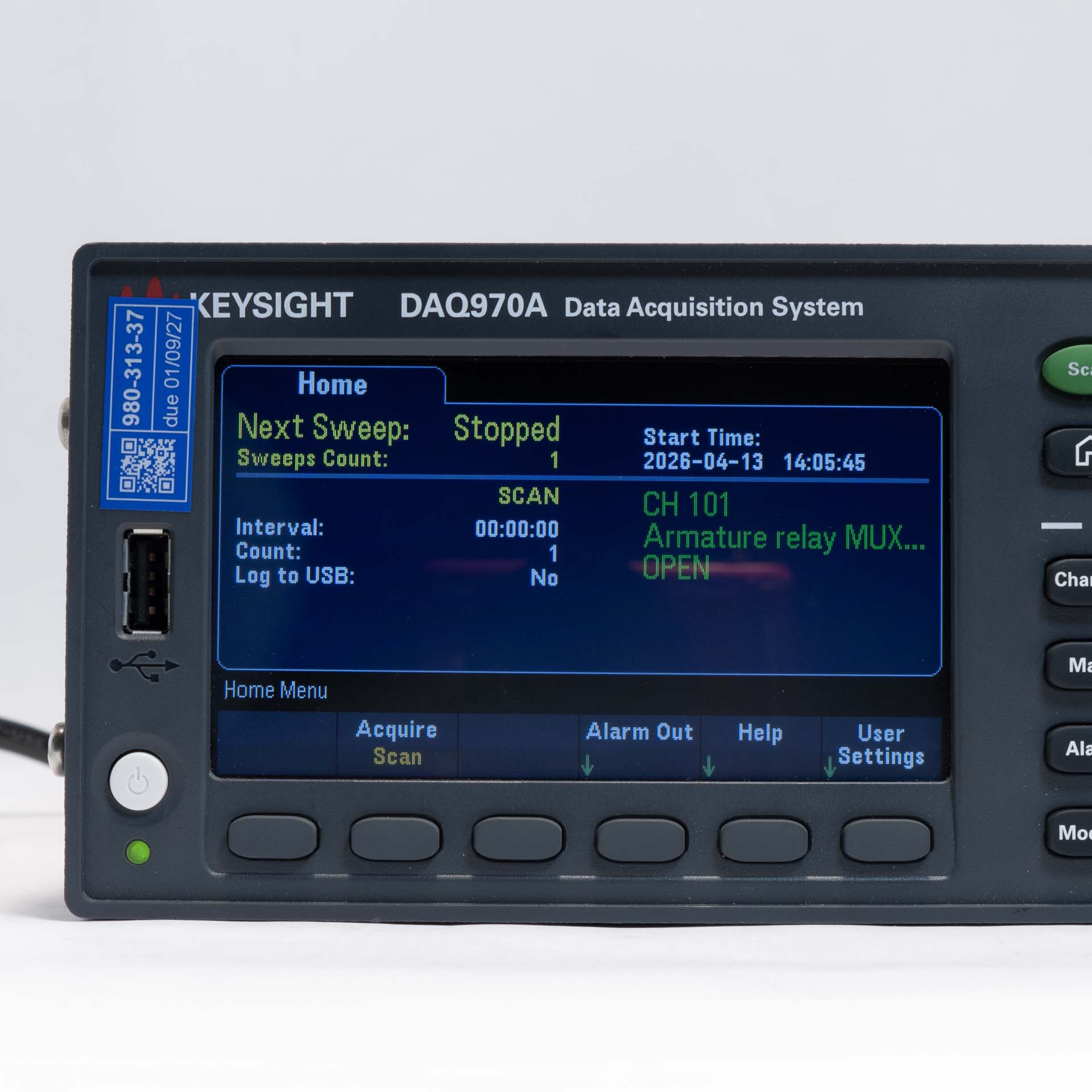 Keysight DAQ970A Data Acquisition System with (2) DAQM901A Modules