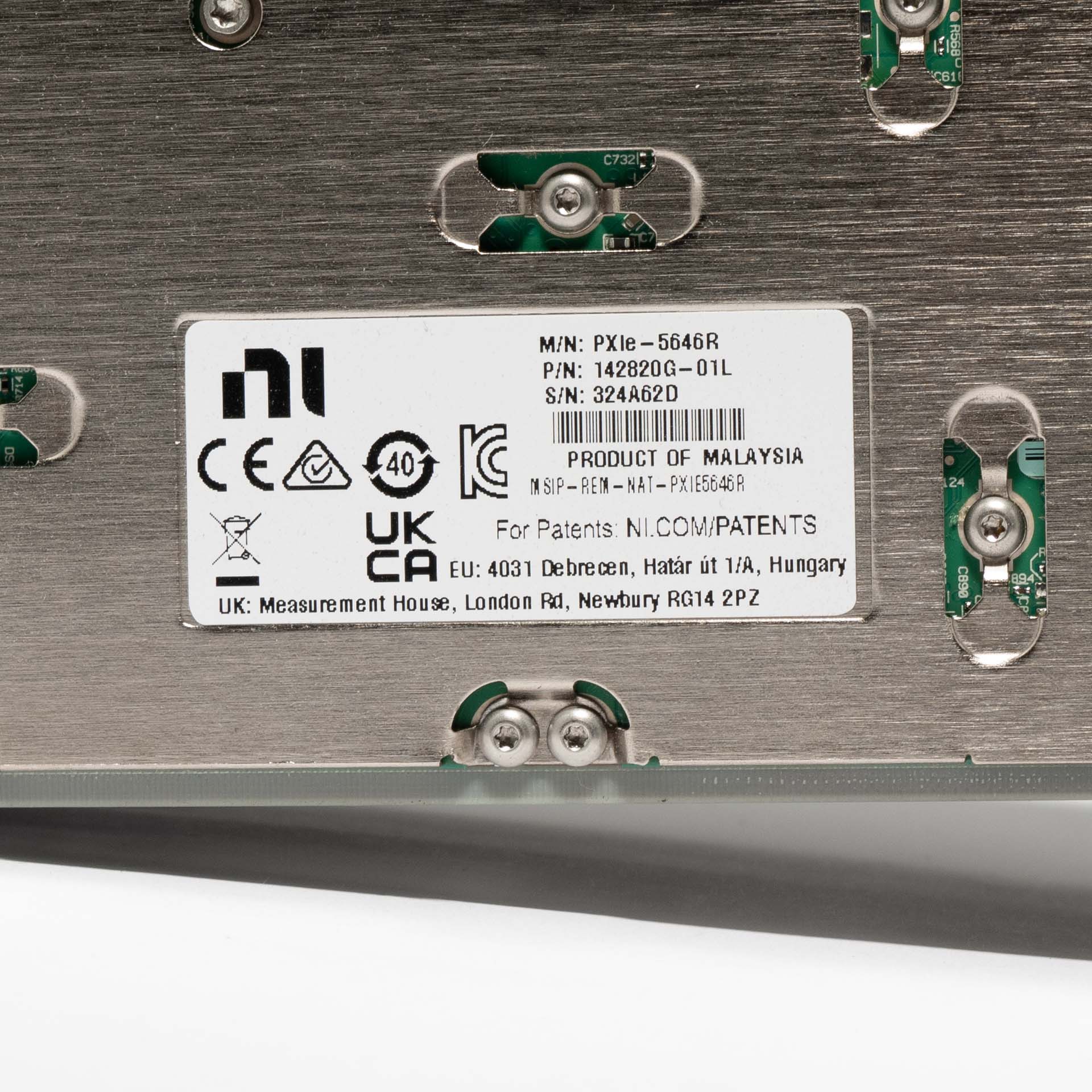 National Instruments NI PXIe-5646R Vector Signal Transceiver (Rev G)